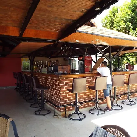 Area 3* פאטהיה