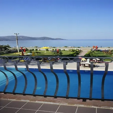 Hotel Area 3*