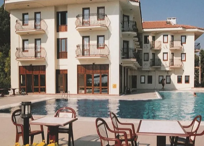 Area Hotell 3*