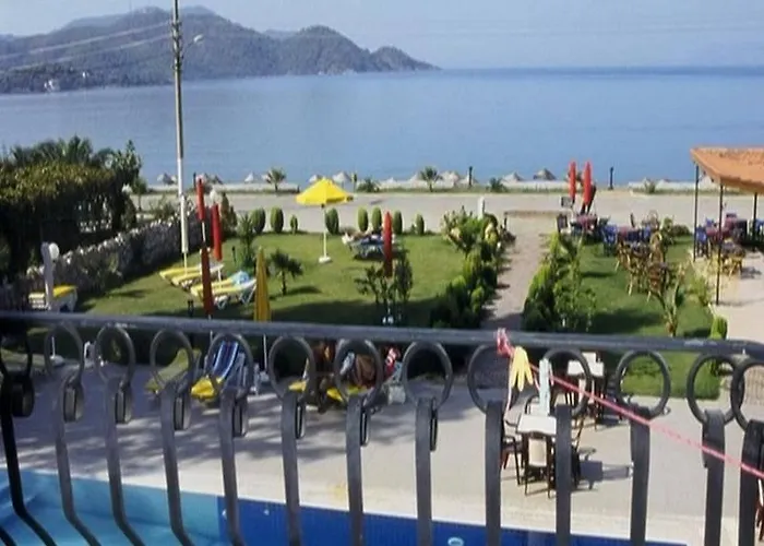 Hotell Area 3*